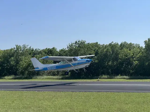Photo du site web de Pilot Rise Flight School