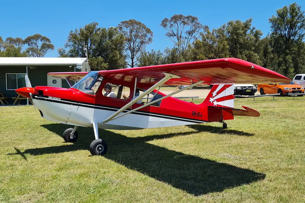 Photo from Phil Unicomb Aviation Pty Ltd's website