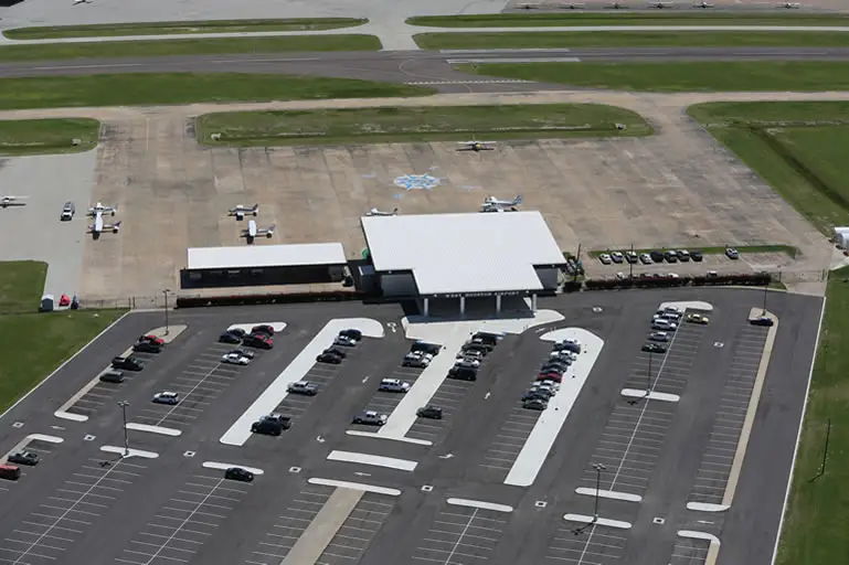 Photo from West Houston Airport Flight School's website