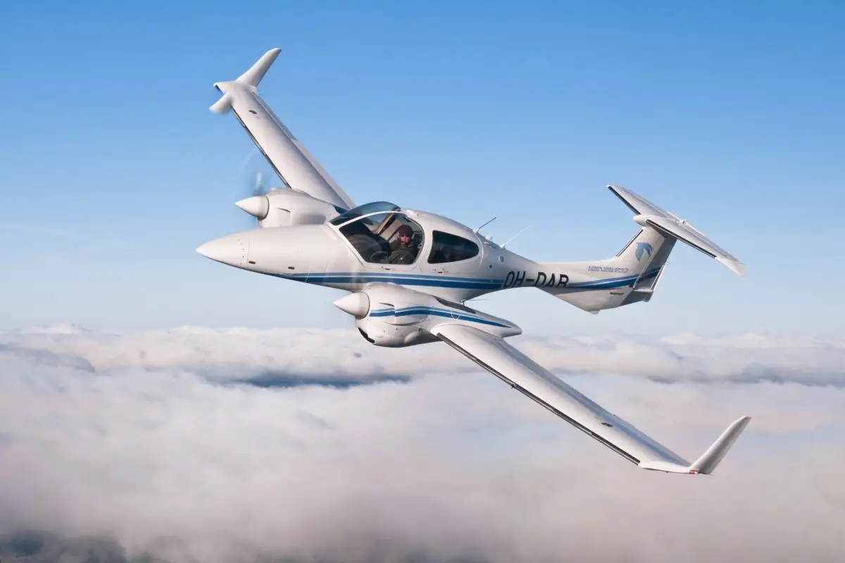 Foto von der Website von • TR(H) R44
