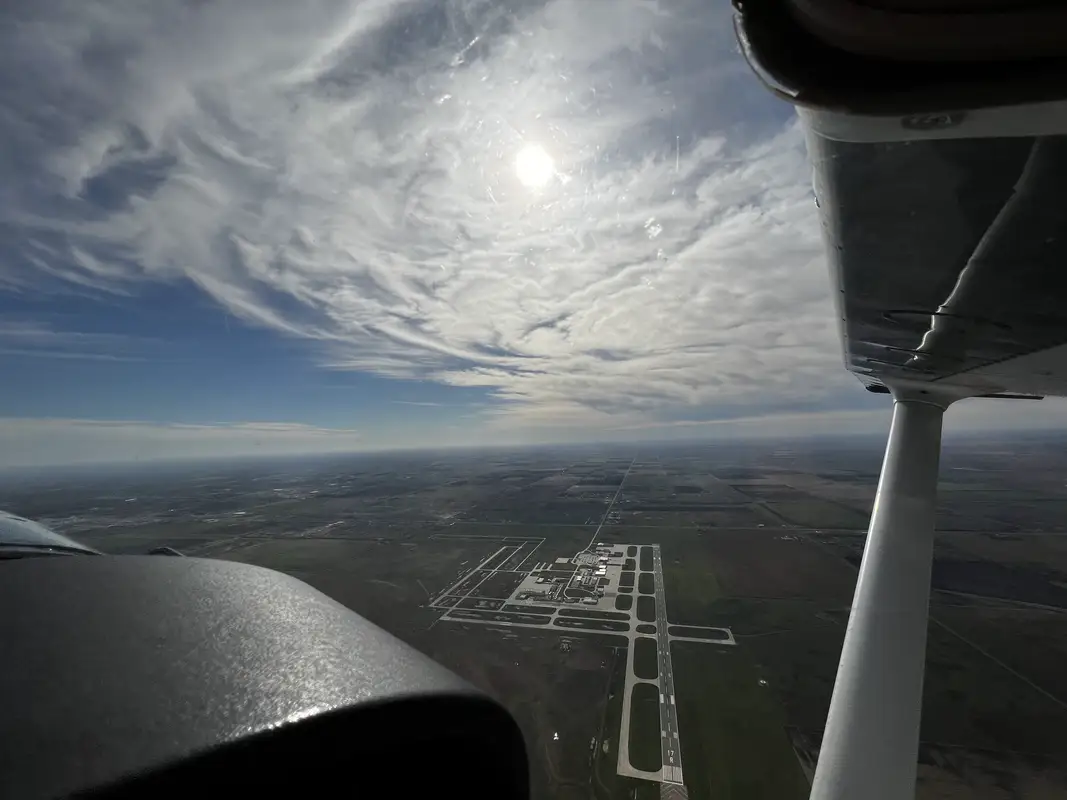 Foto del sitio web de GFK Wings, LLC.