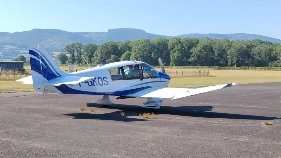 Photo from Aeroclub Du Morvan's website