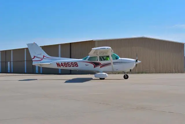 Photo from Lyddon Aero Center's website