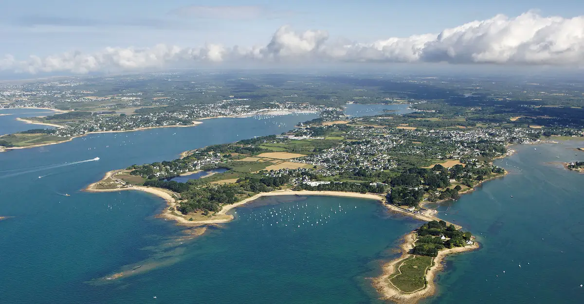 Photo from Aeroclub De La Region De Lorient's website