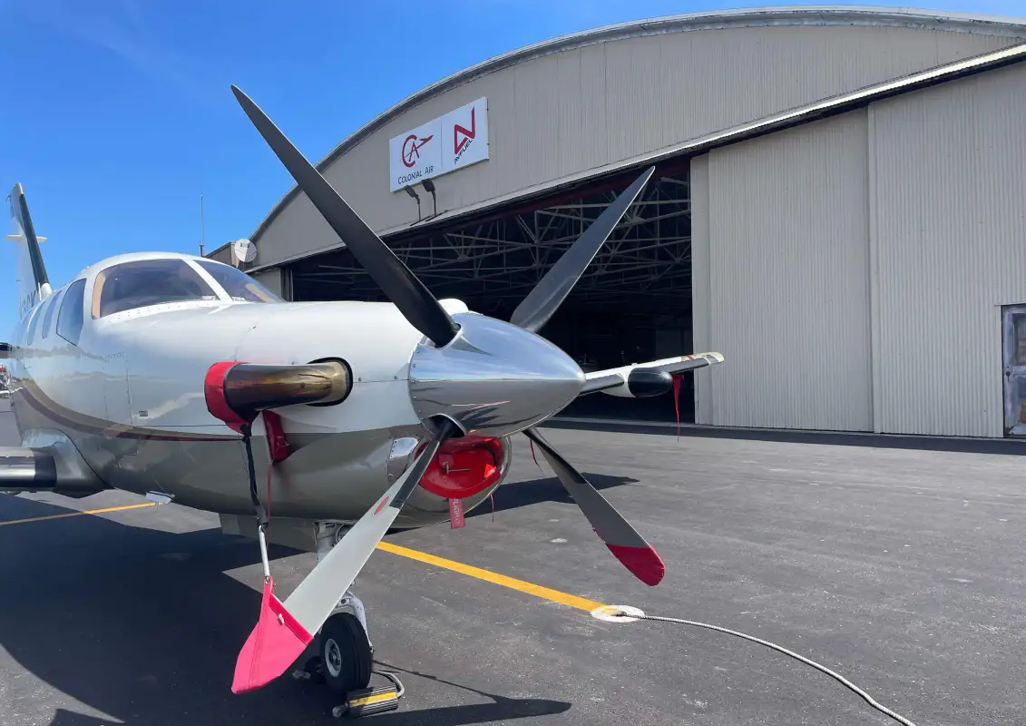 Photo from Colonial Air's website