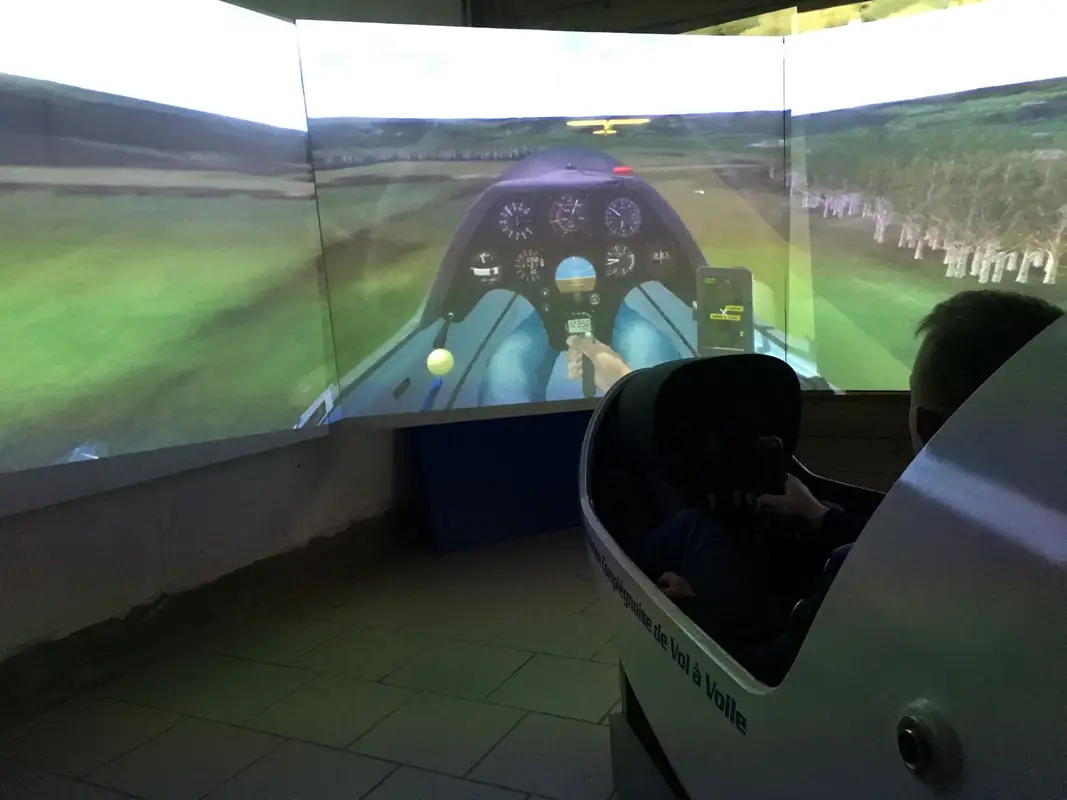 Foto von der Website von Association Compiegnoise De Vol A Voile