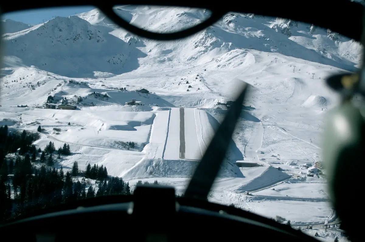Photo from Ecole De Vol Montagne Evm - Alpe D'Huez's website