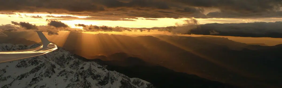 Photo from Grenoble Vol A Voile's website