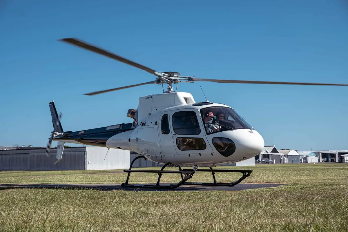 Photo from V2 Helicopters Pty Ltd's website