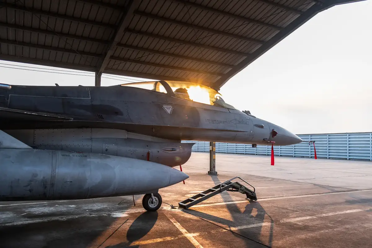 Photo from Sanders Flight Training Center INC's website