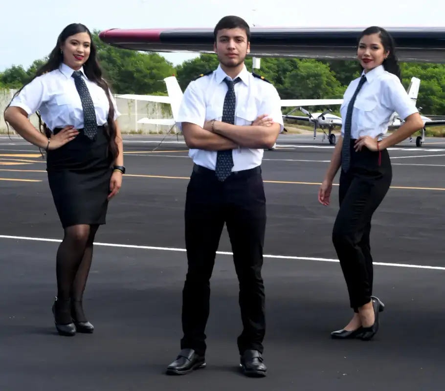 Photo from Centro de Estudios Aeronáuticos de Mazatlán (CEAM)'s website