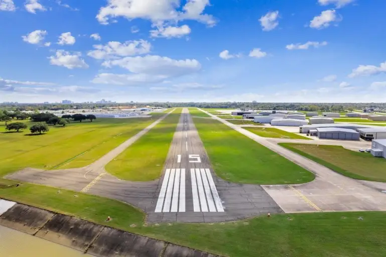 Photo from West Houston Airport Flight School's website