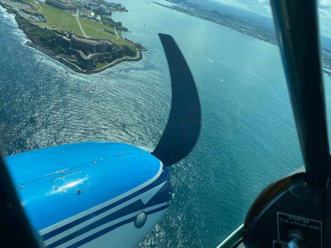 Photo from Isla Grande Flying School's website