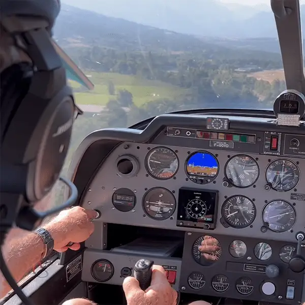 Photo from Aeroclub De Manosque Vinon's website