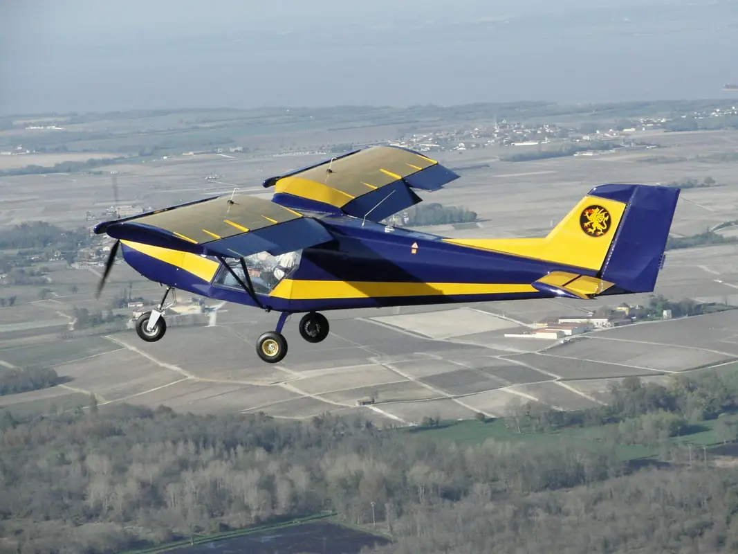 Photo from Aeroclub Les Dragons's website