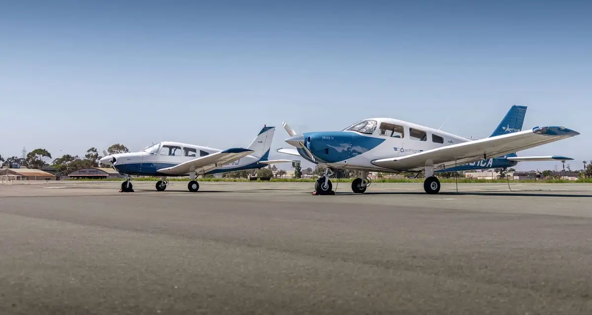 Photo from Flight school's website