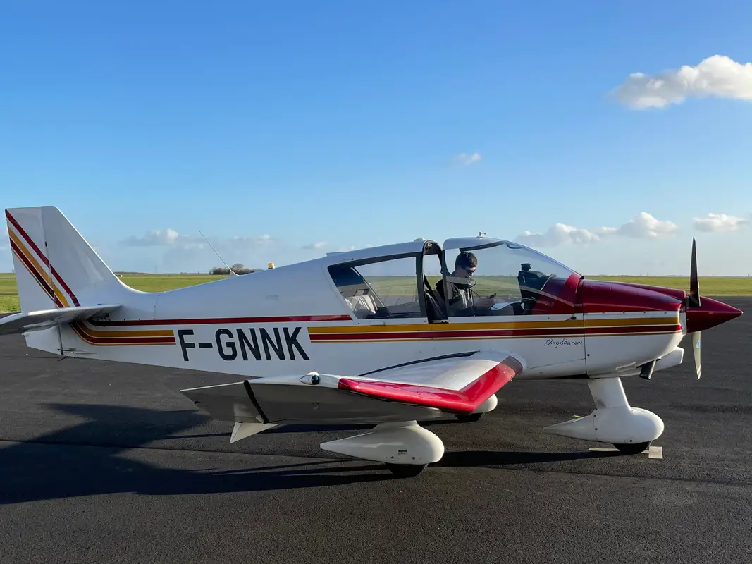 Photo from Aeroclub Des Deux Sevres's website