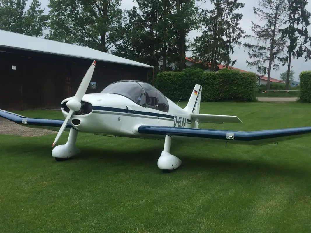 Photo from Classic Aviation Epernay's website