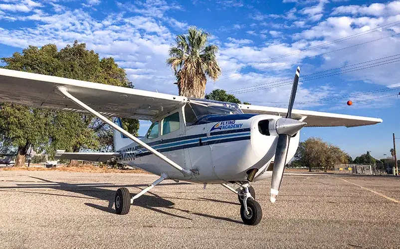 Photo from Flight school's website