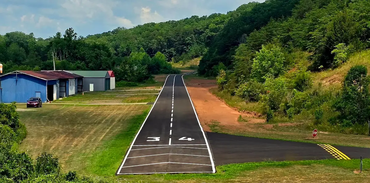 Foto del sitio web de River Town Aviation - Mallory Airport