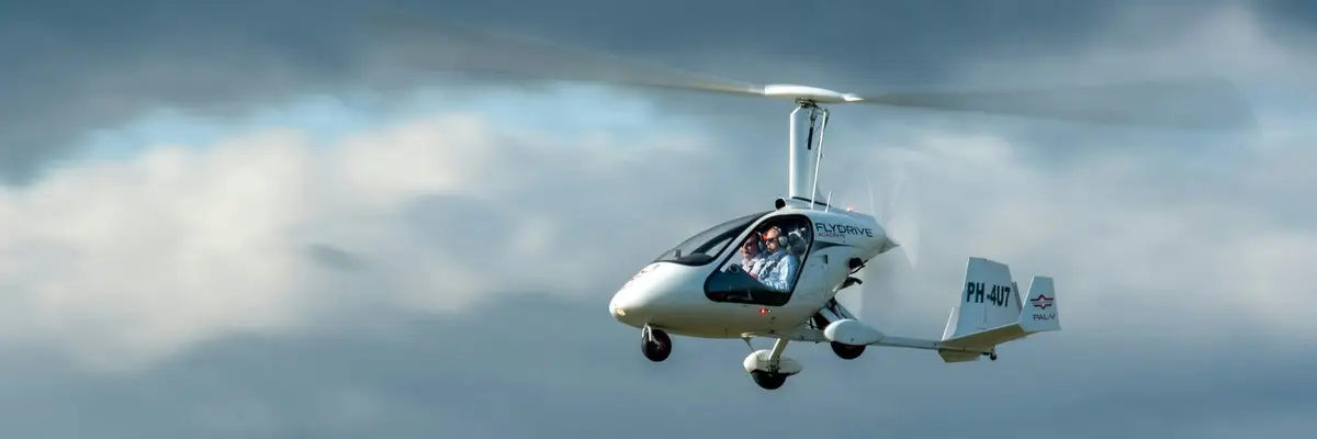 Photo from PAL-V FlyDrive Academy's website