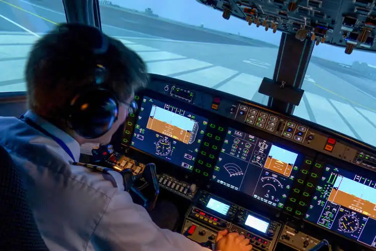 Photo from Malta School of Flying's website