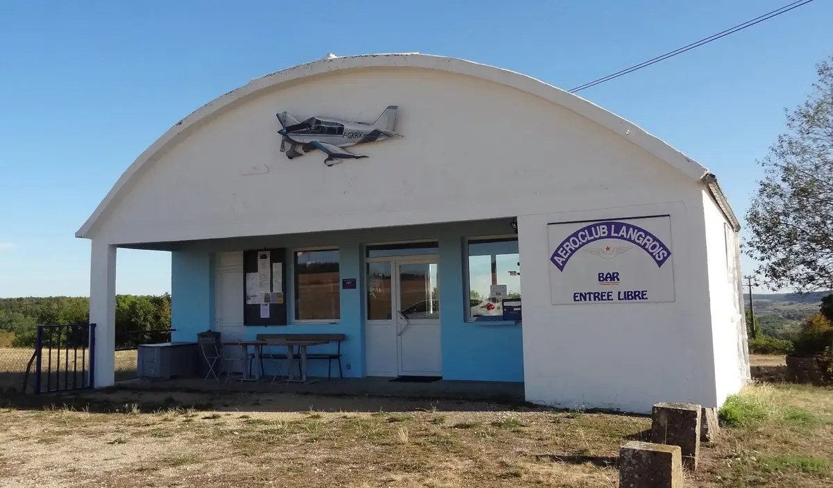 Photo from Aeroclub Langrois's website