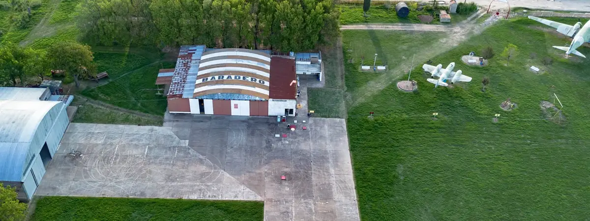 Foto del sitio web de Aeroclub Baradero (EN Proceso De Adecuacion A La Raac 141)