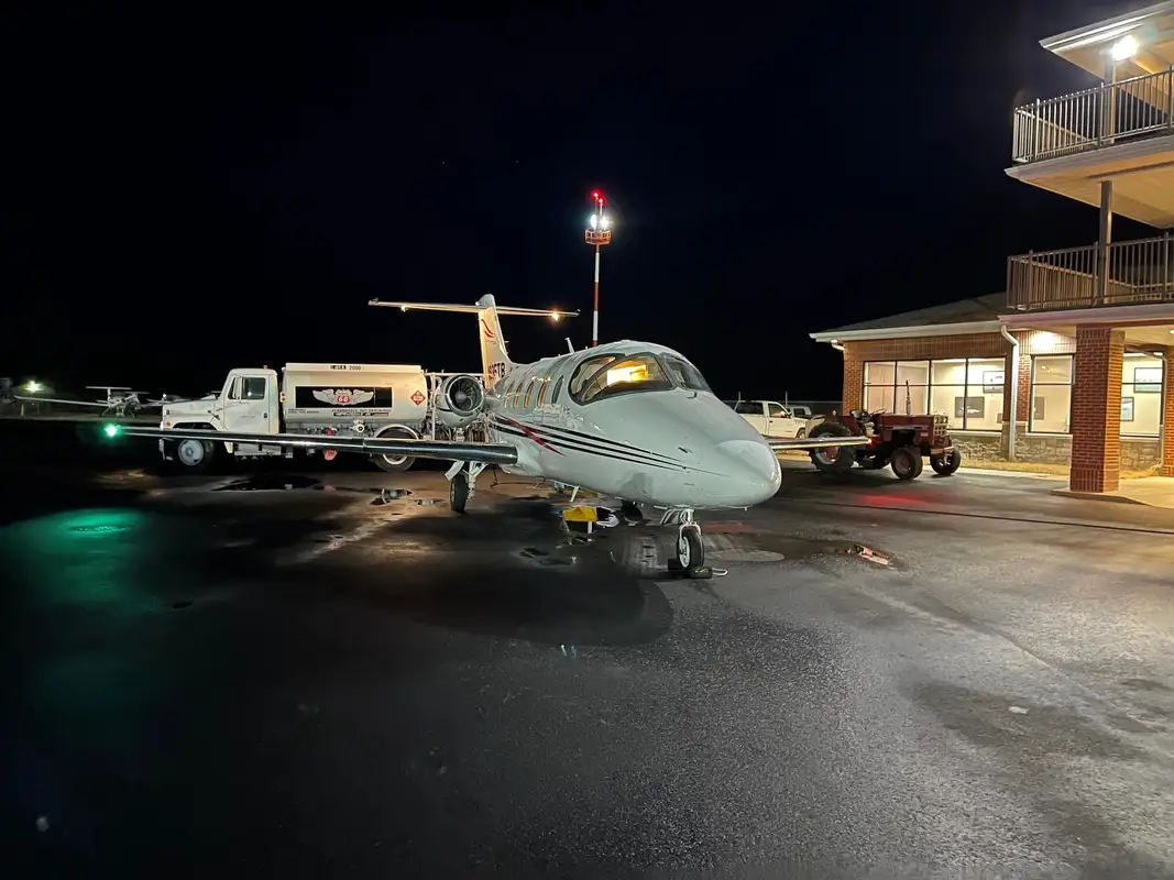 Photo from Don Davis Aviation's website