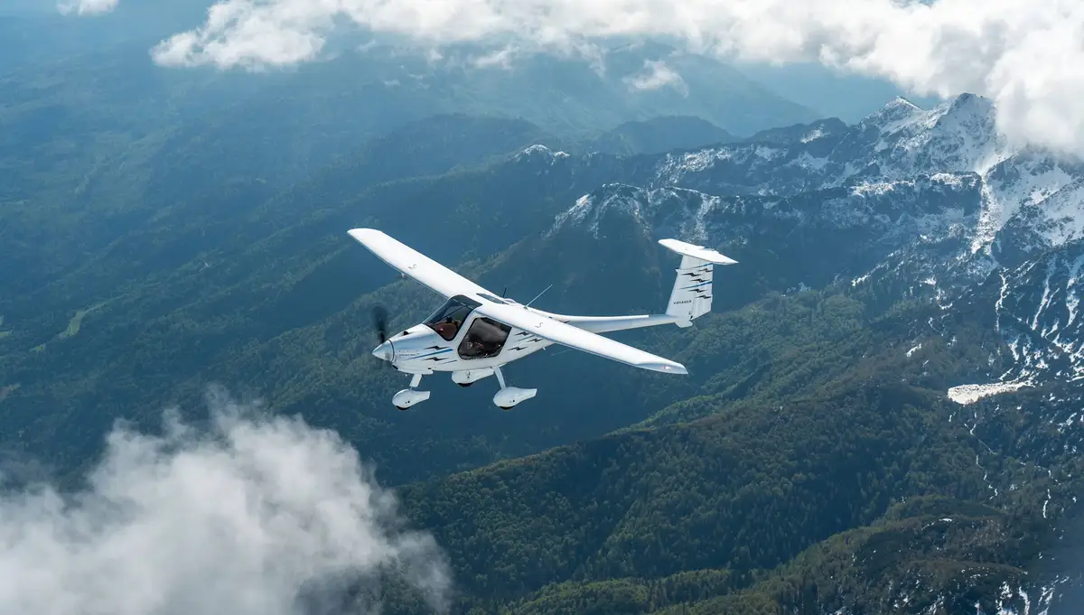 Photo from Lanier Flight Center's website