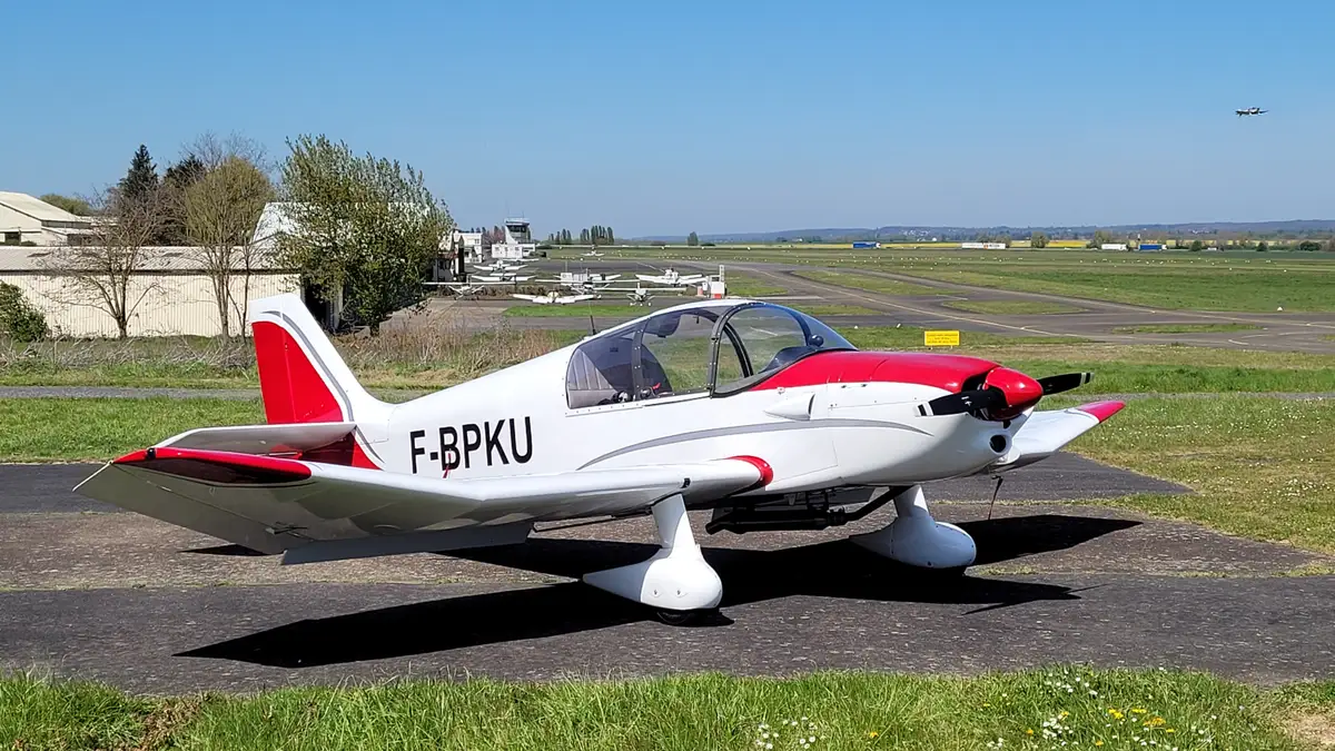Photo du site web de Aeroclub De Courbevoie