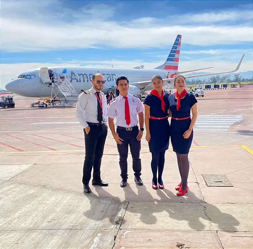 Photo from Escuela de Aviación General Roberto Fierro Villalobos's website