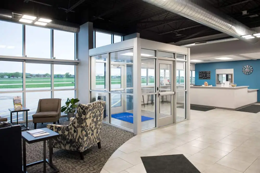 Photo from Colgan Air Services's website