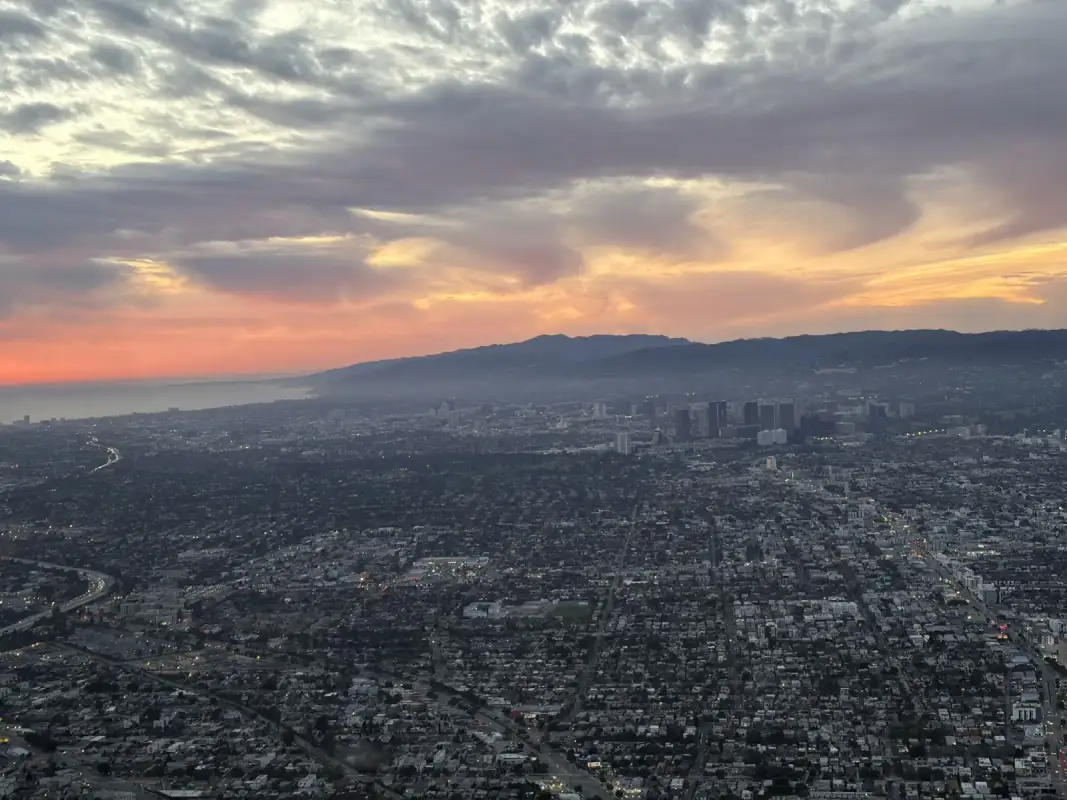 Photo from Essence Flight Academy - Van Nuys's website