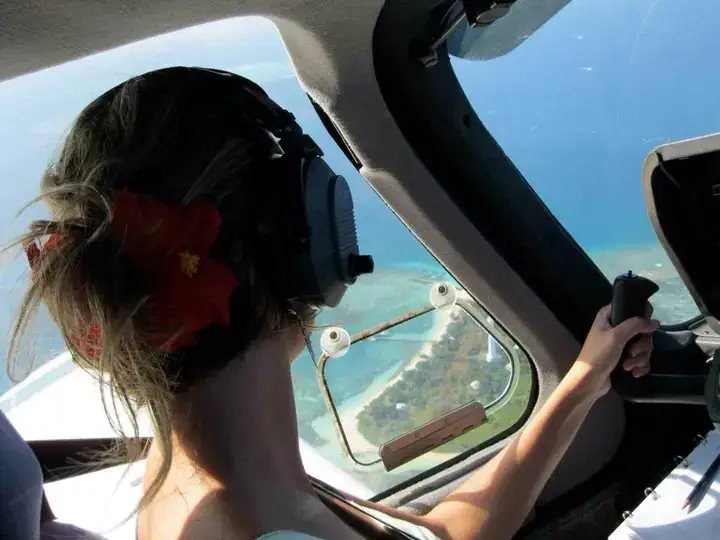 Photo from Aeroclub Caledonien Henri Martinet's website
