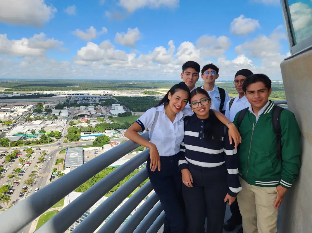 Photo from ETA Aviación (Escuela Técnica Aeronáutica, A.C.)'s website