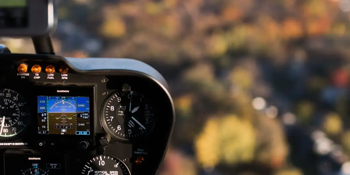 Photo from AV8 Flight School's website