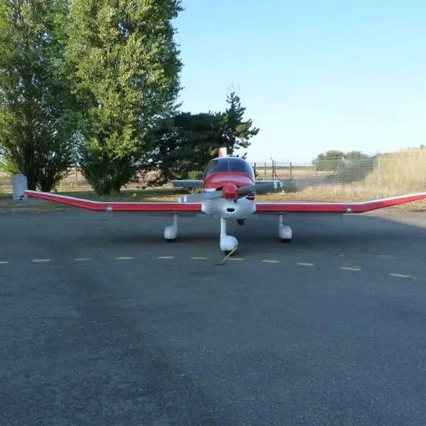 Photo from Aeroclub De Chateaudun's website
