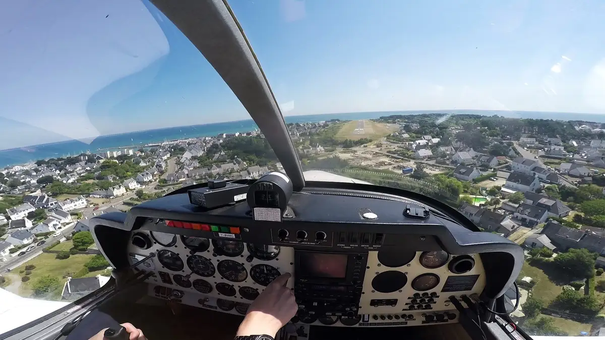 Photo from Aeroclub De Versailles's website