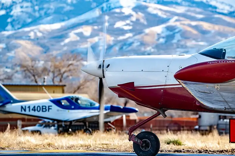 Photo from Flight school's website