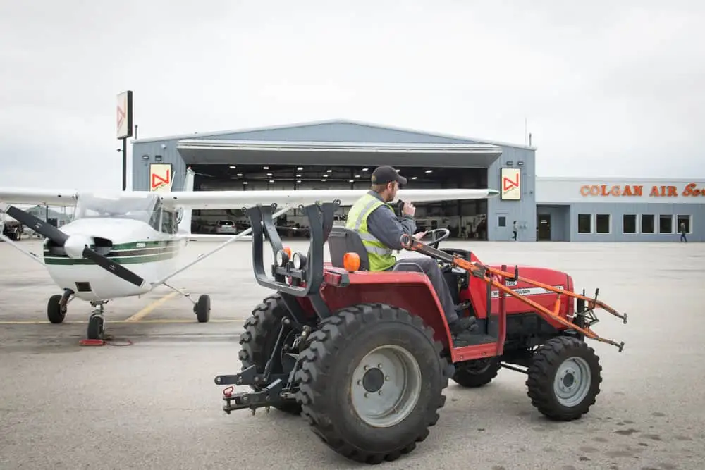 Photo from Colgan Air Services's website