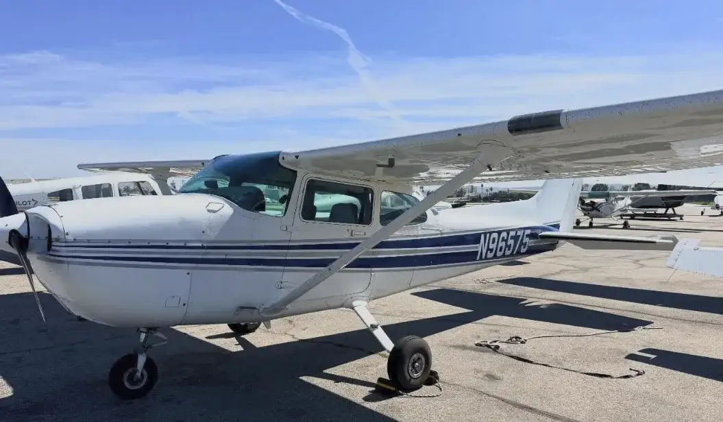 Foto del sitio web de American Aviation Sales & Services Inc
