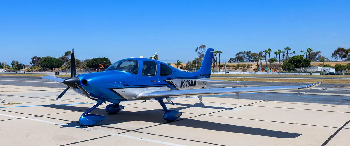 Foto von der Website von CalAir Aviation