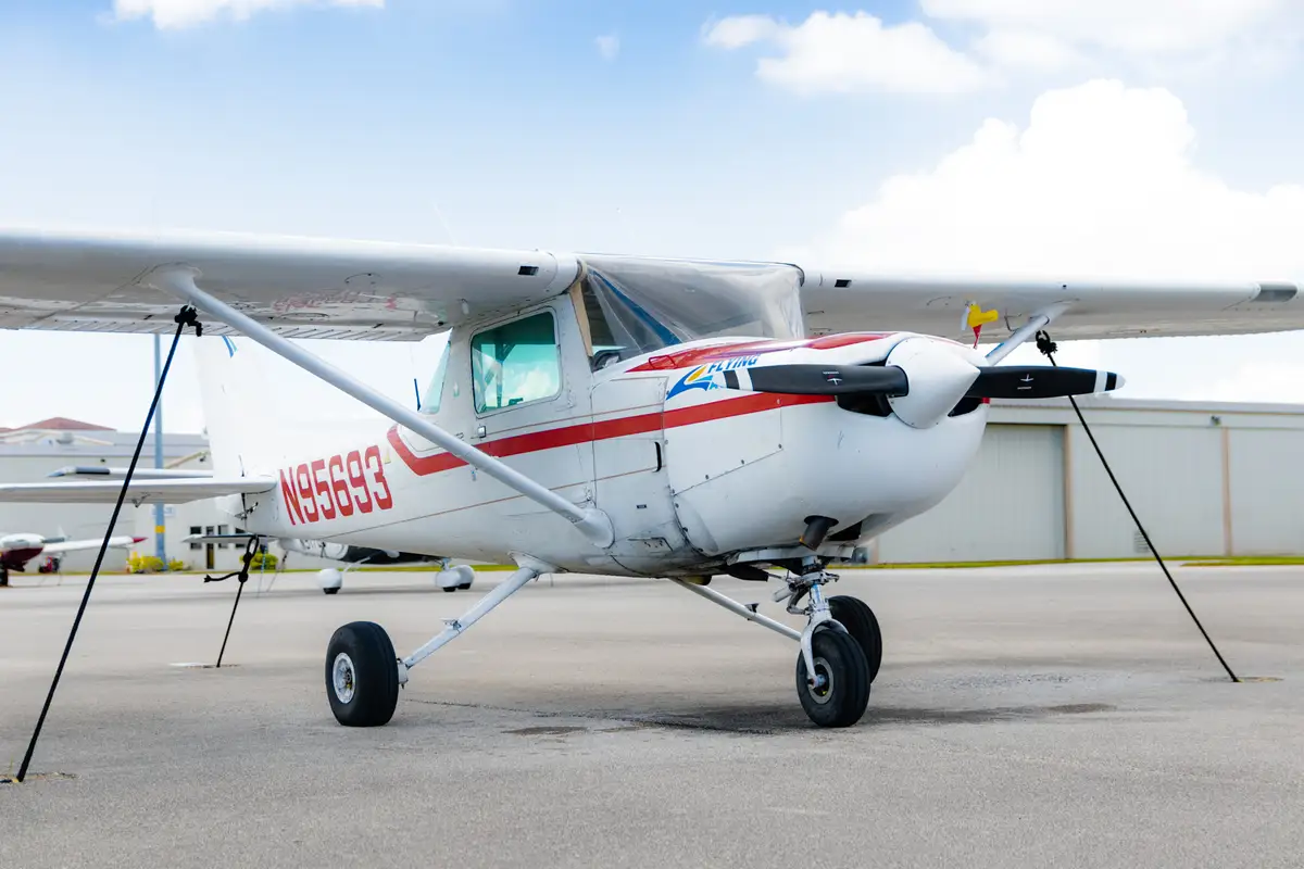 Photo from Flight school's website