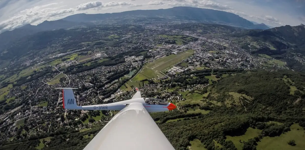 Photo from Centre Savoyard De Vol A Voile Alpin's website
