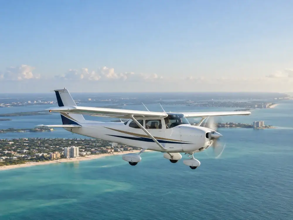 Photo from Flight school's website