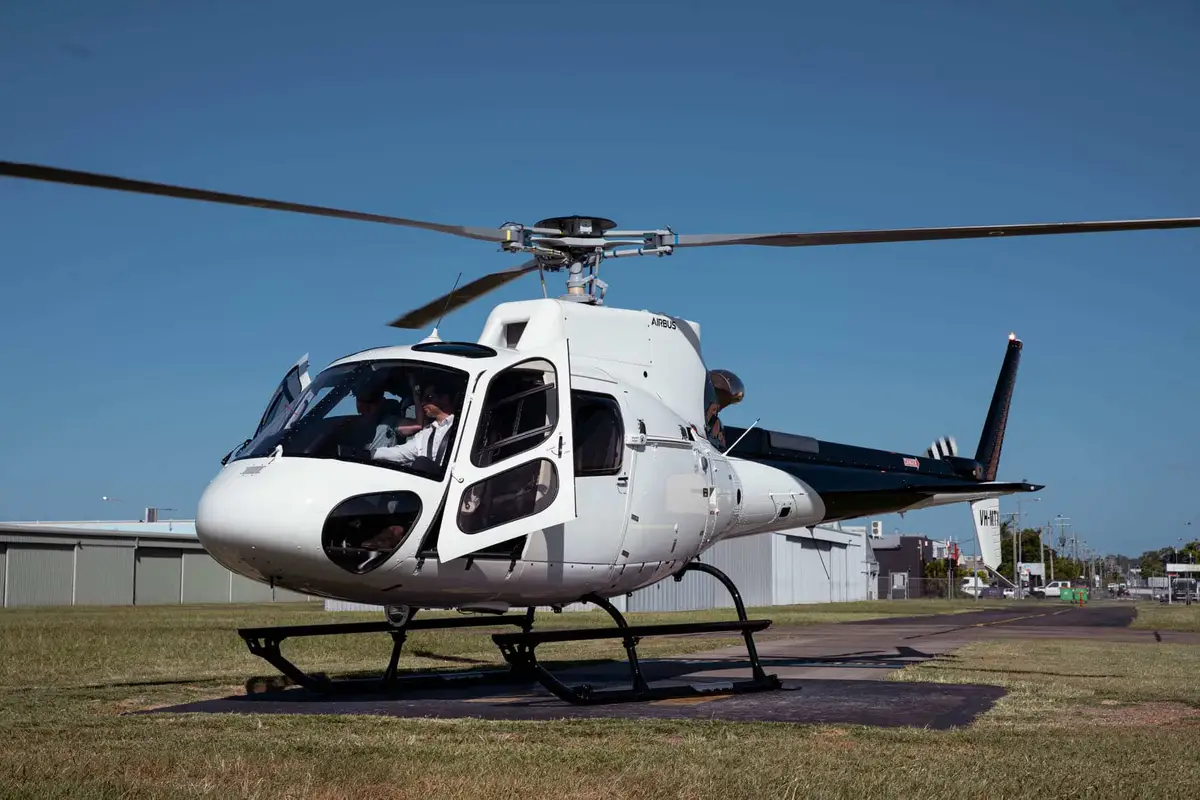 Photo from V2 Helicopters Pty Ltd's website