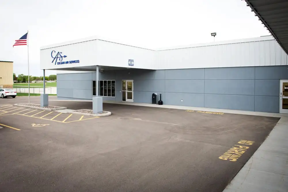 Photo from Colgan Air Services's website