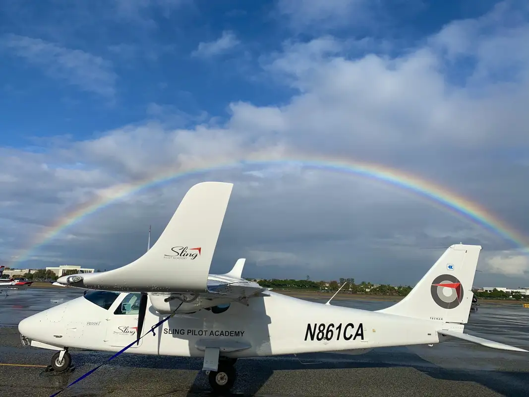 Photo from Sling Pilot Academy - San Diego's website