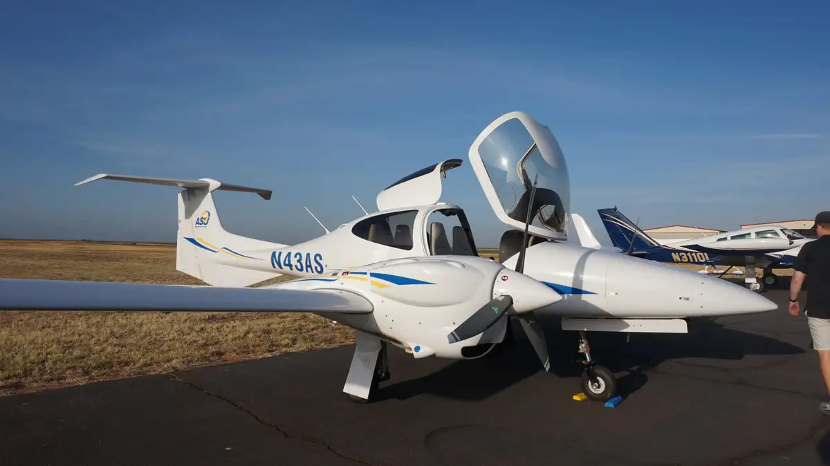Photo from Skyline Aviation INC's website